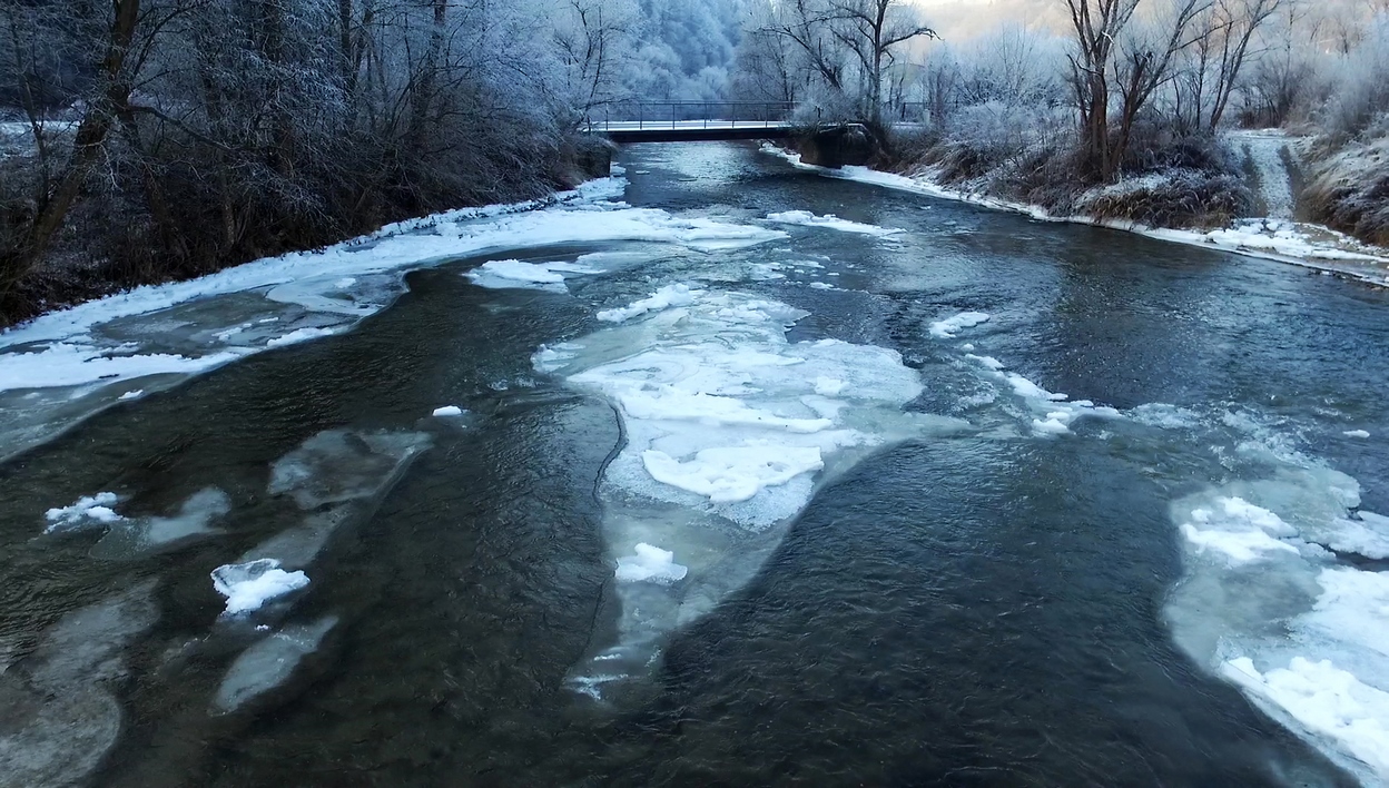 Zimná rieka - Winter river 2016